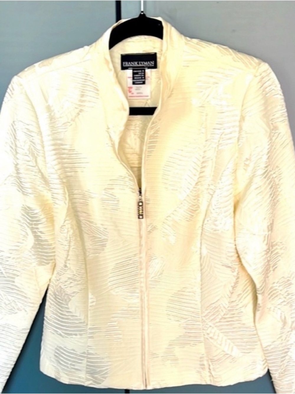 Frank Lyman Design Ivory Textured Zip-Front Jacket